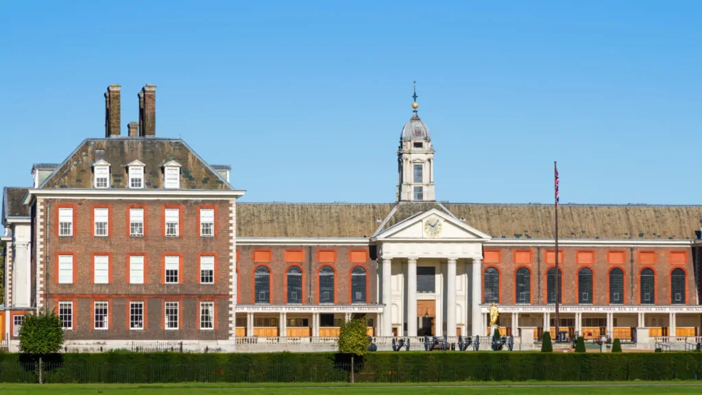 Historic Properties with Sash Windows